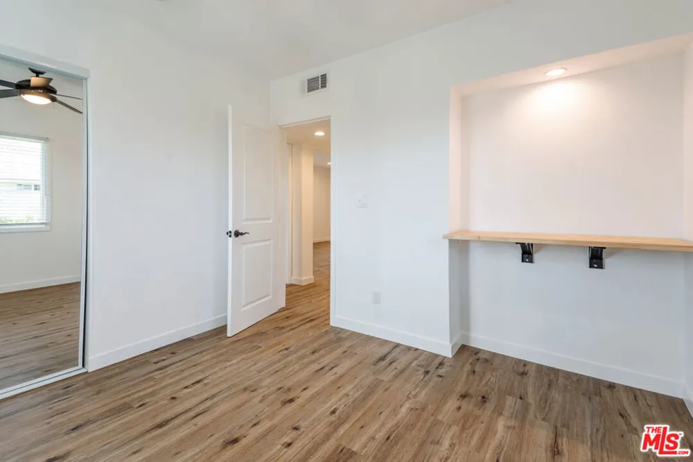 1812 W Glenoaks Boulevard #D Glendale, CA 91206