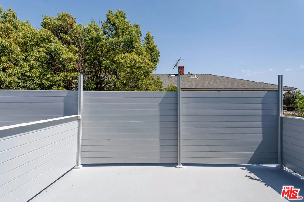 1812 W Glenoaks Boulevard #D Glendale, CA 91206