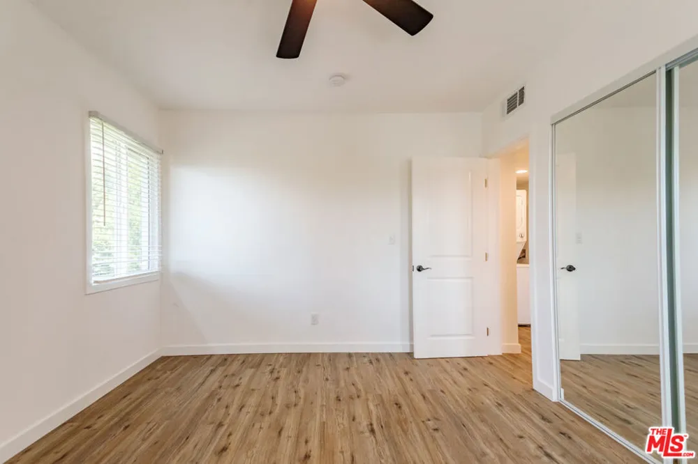 1812 W Glenoaks Boulevard #D Glendale, CA 91206