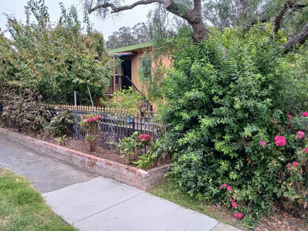 411 San Carlos Avenue El Granada, CA 94018