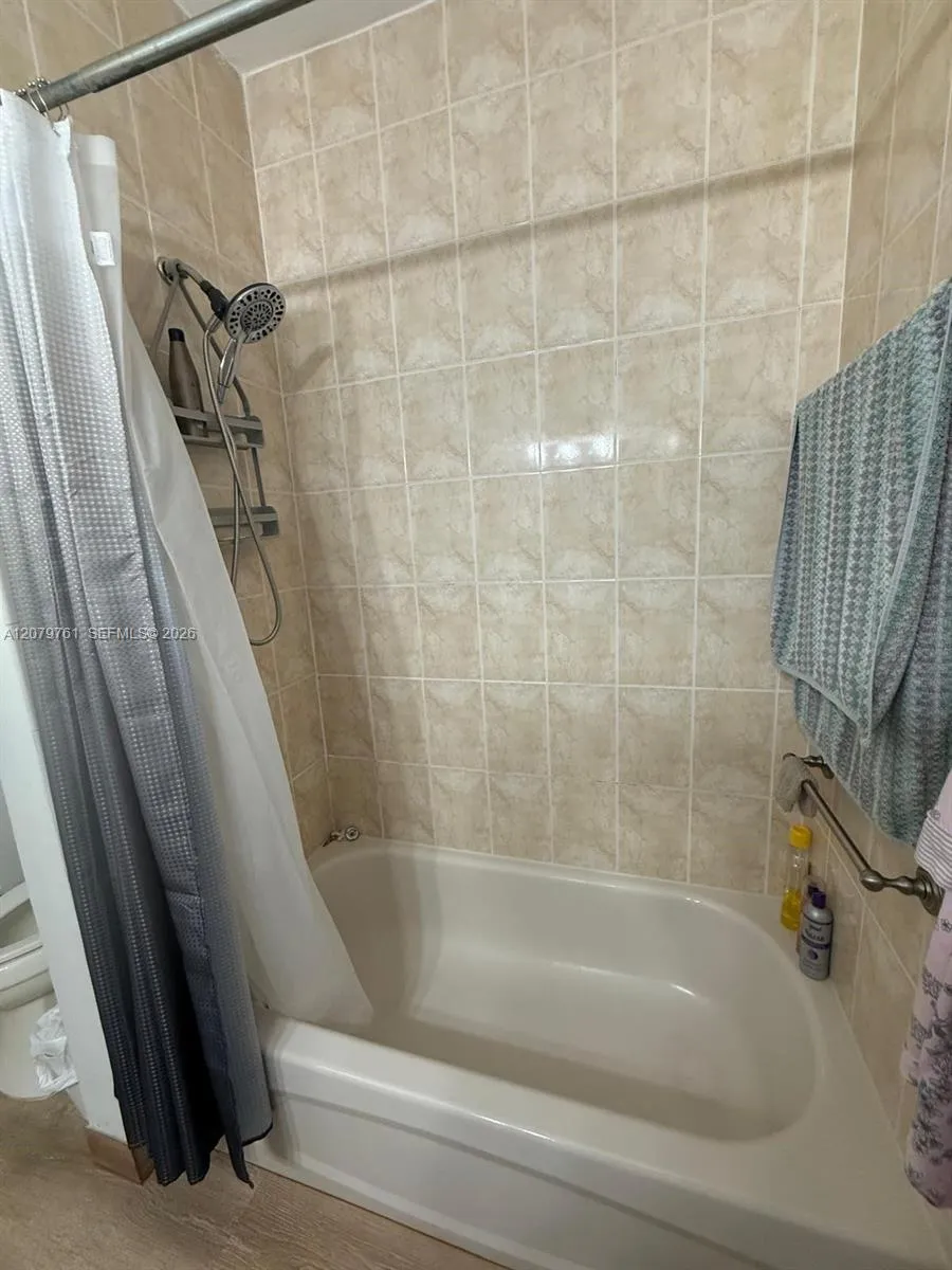 2650 NE 3rd Dr #104 Homestead, FL 33033