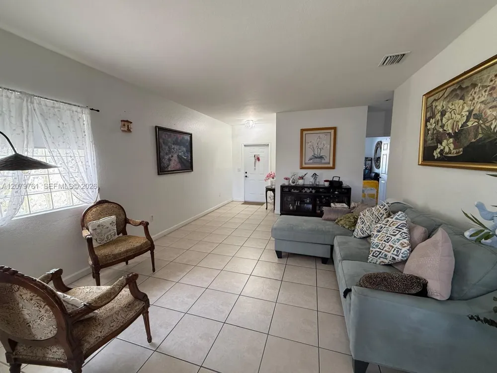 2650 NE 3rd Dr #104 Homestead, FL 33033