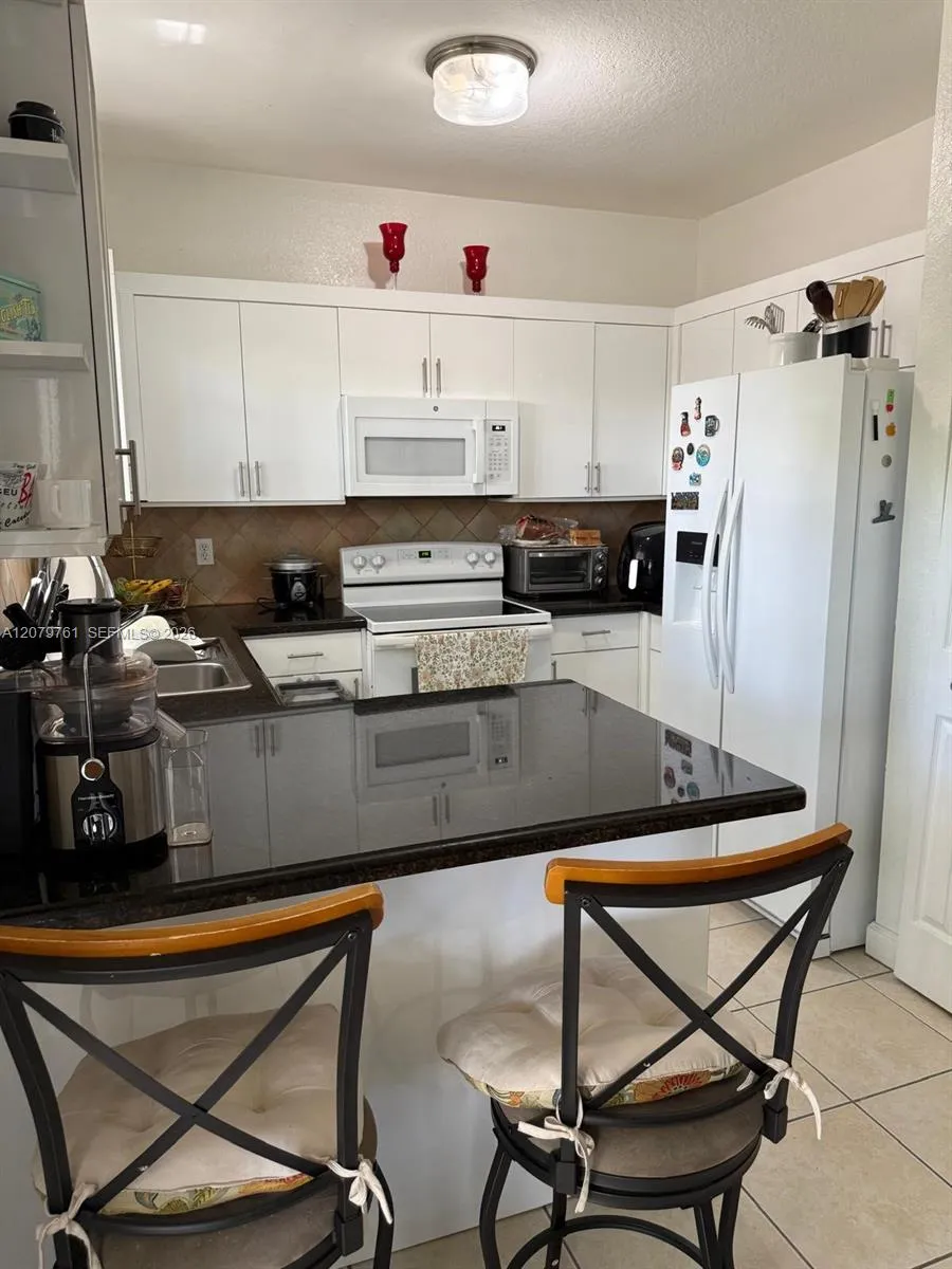 2650 NE 3rd Dr #104 Homestead, FL 33033