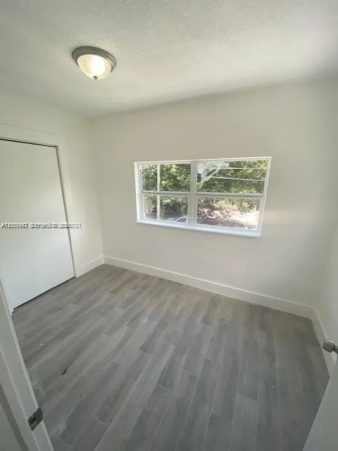 27 NE 60th Ter Miami, FL 33137