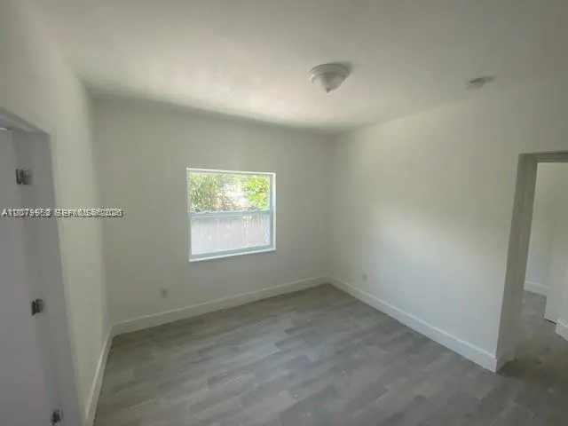 27 NE 60th Ter Miami, FL 33137