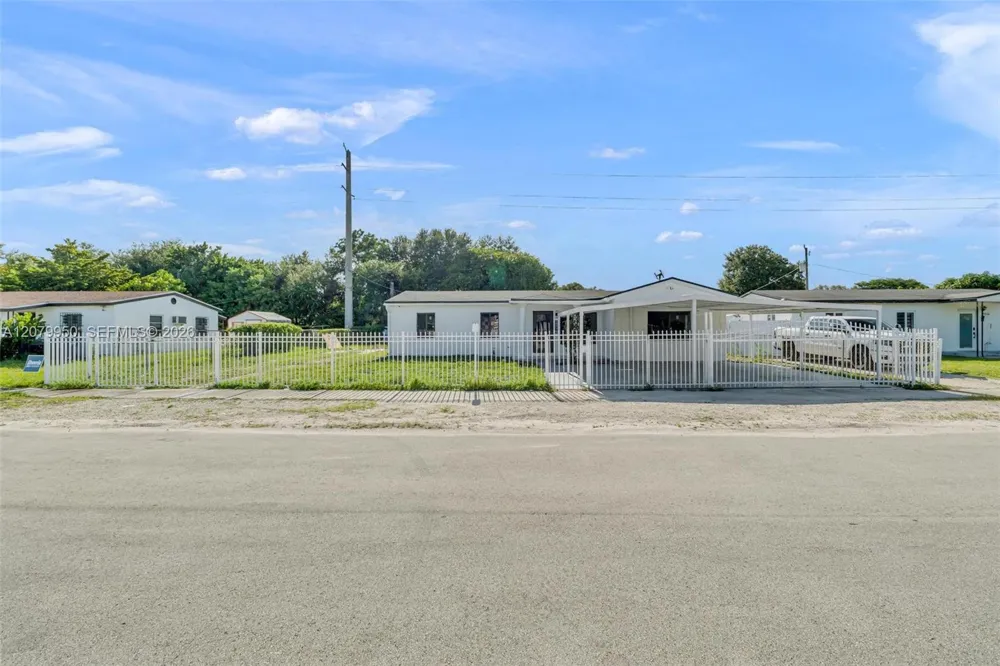 15770 NW 18th Pl Miami Gardens, FL 33054