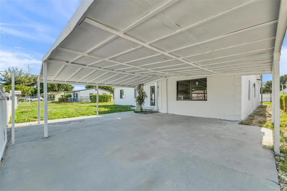 15770 NW 18th Pl Miami Gardens, FL 33054