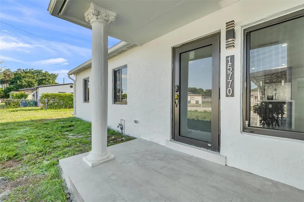 15770 NW 18th Pl Miami Gardens, FL 33054