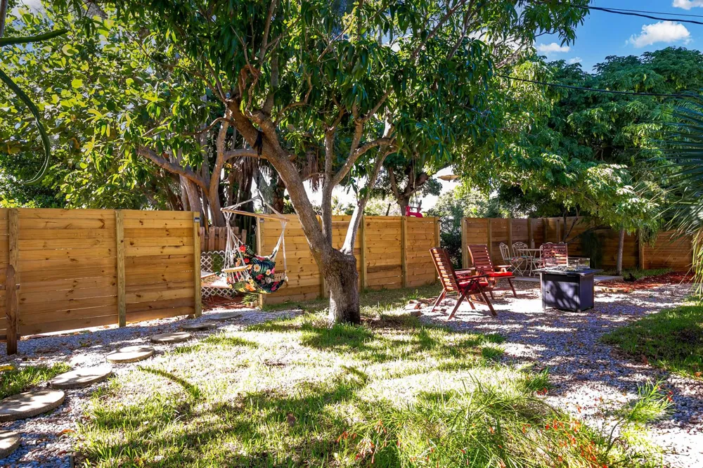 609 S ARNOLD AVENUE Lantana, FL 33462