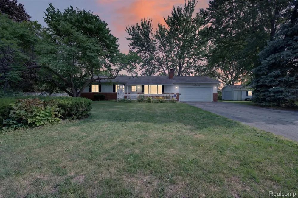 12055 W Pierson Road Flushing Charter Township, MI 48433
