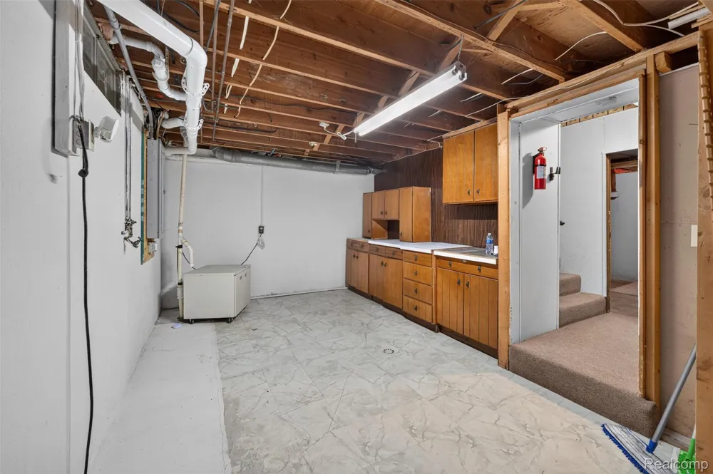 12055 W Pierson Road Flushing Charter Township, MI 48433