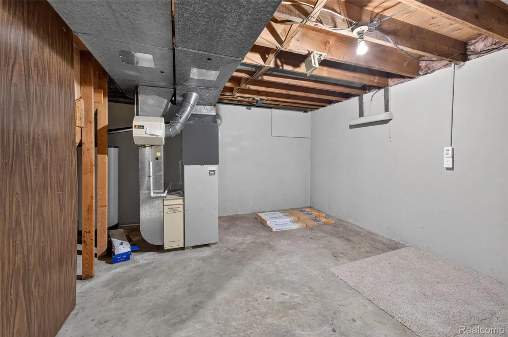 12055 W Pierson Road Flushing Charter Township, MI 48433