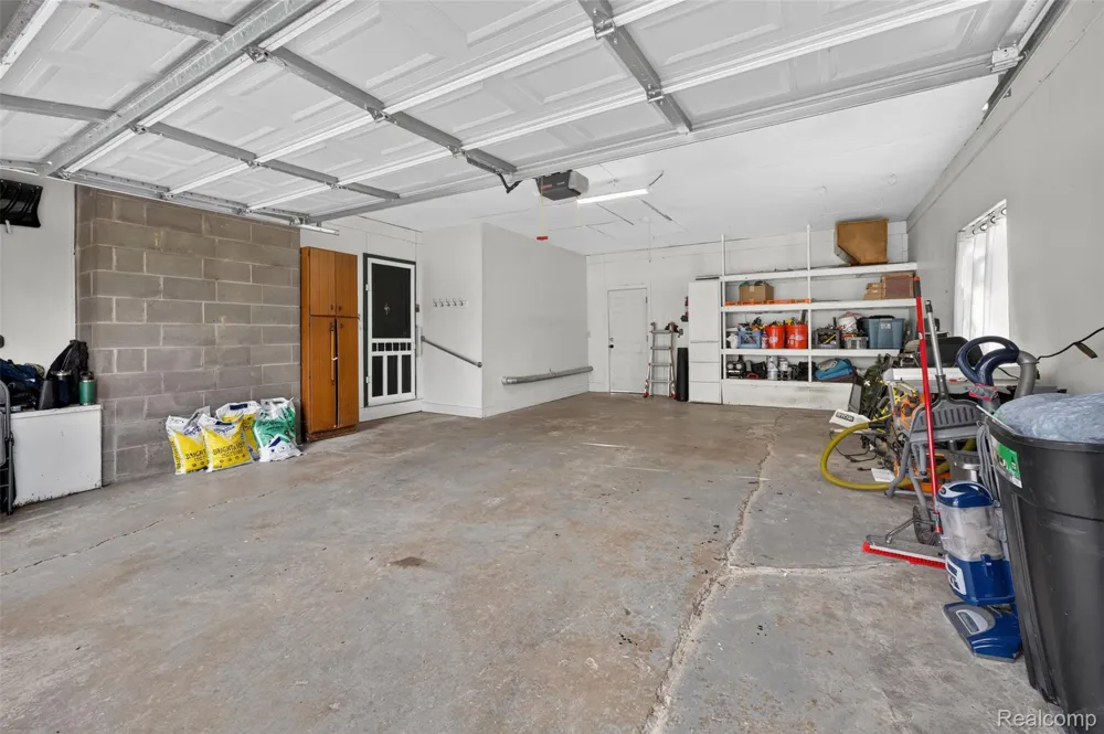 12055 W Pierson Road Flushing Charter Township, MI 48433