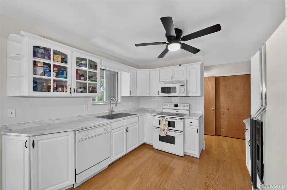 12055 W Pierson Road Flushing Charter Township, MI 48433