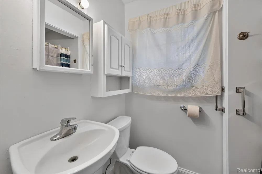 12055 W Pierson Road Flushing Charter Township, MI 48433
