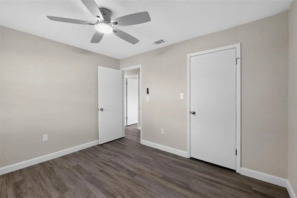 3701 FEATHER DRIVE Lakeland, FL 33812