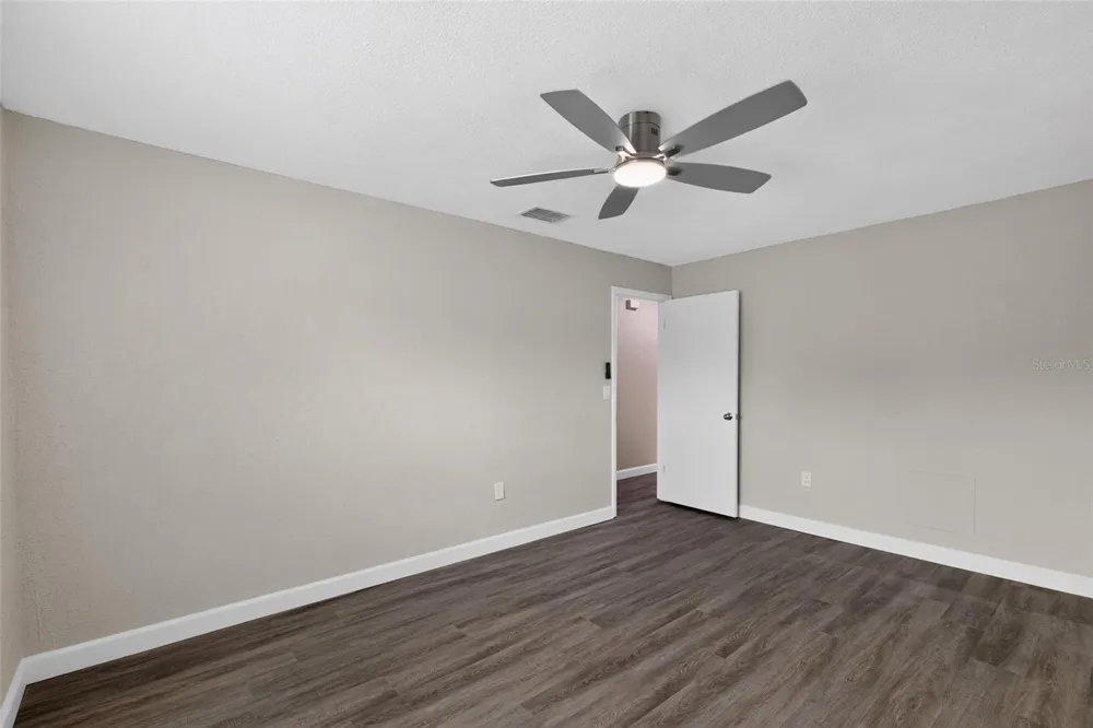 3701 FEATHER DRIVE Lakeland, FL 33812