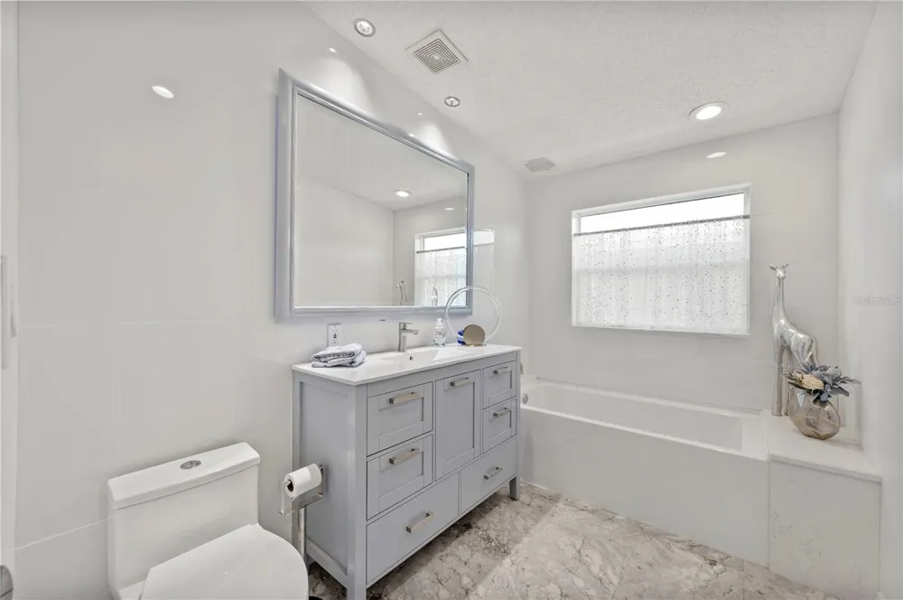 39 EMDEN CIRCLE Punta Gorda, FL 33950