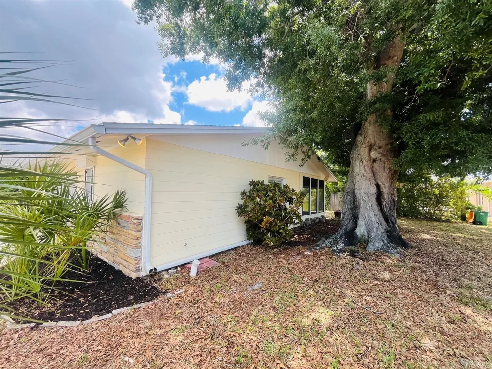 1765 MEADOWLARK LANE Englewood, FL 34224