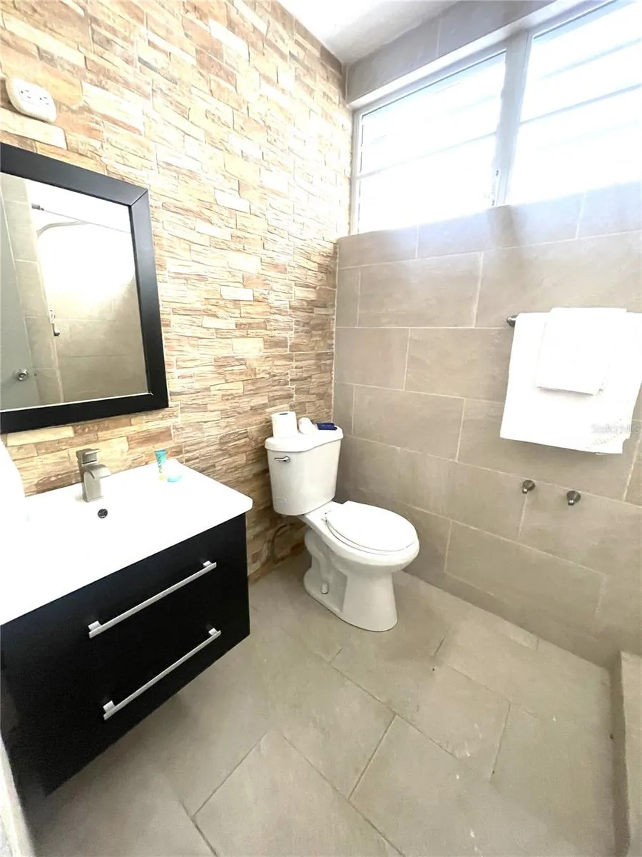 108 Del Parque 108 DEL PARQUE APT #1 #11 San Juan, PR 00911