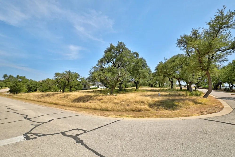 8417 Lakewood Ridge Cove Austin, TX 78738