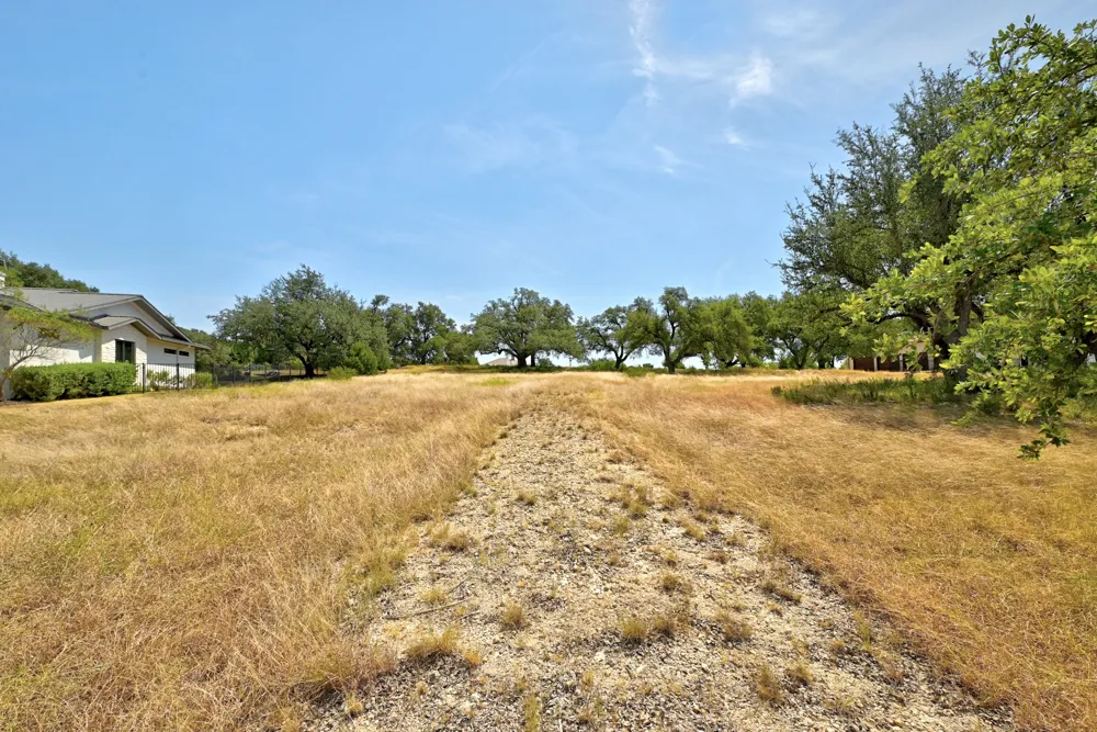 8417 Lakewood Ridge Cove Austin, TX 78738