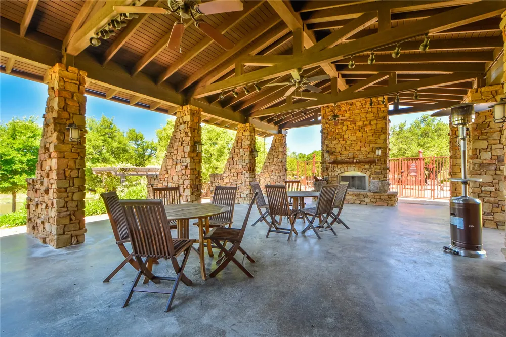8417 Lakewood Ridge Cove Austin, TX 78738