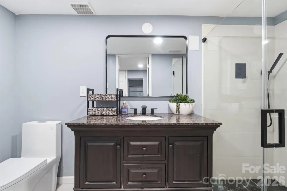 2300 Brookwood Road Lincolnton, NC 28092