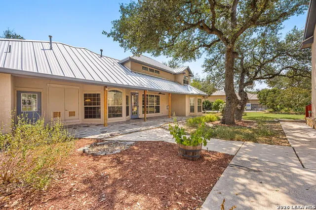 373 Wentworth Spring Branch, TX 78070