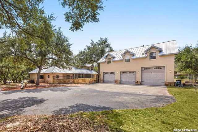373 Wentworth Spring Branch, TX 78070