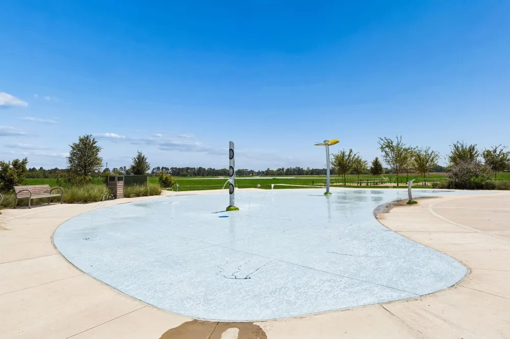 330 Smugglers Bay Lane Crosby, TX 77532