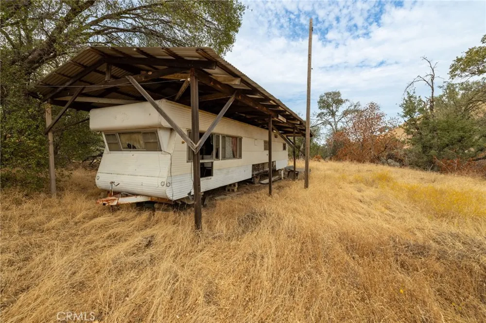 40117 Road 600 Ahwahnee, CA 93601