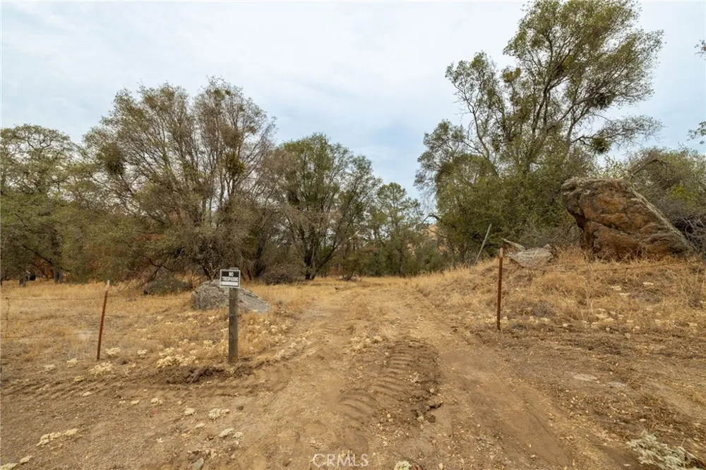 40117 Road 600 Ahwahnee, CA 93601