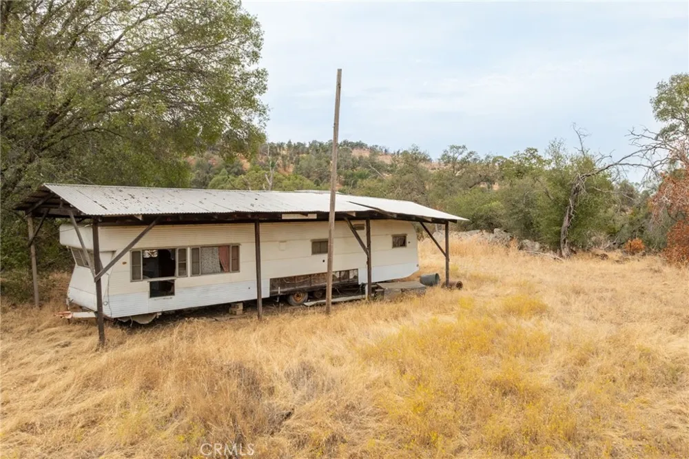 40117 Road 600 Ahwahnee, CA 93601
