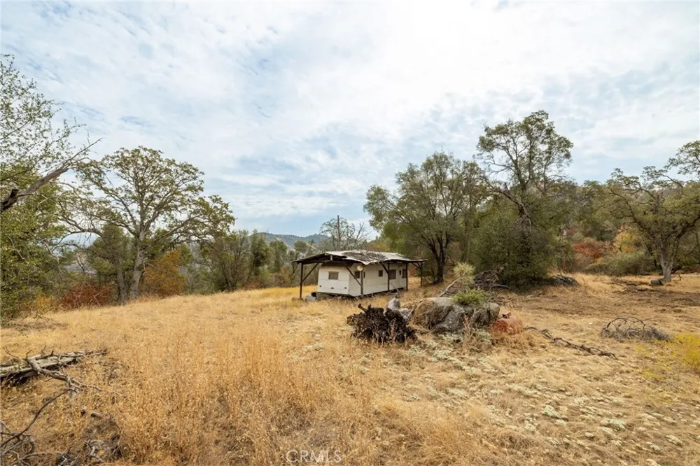 40117 Road 600 Ahwahnee, CA 93601