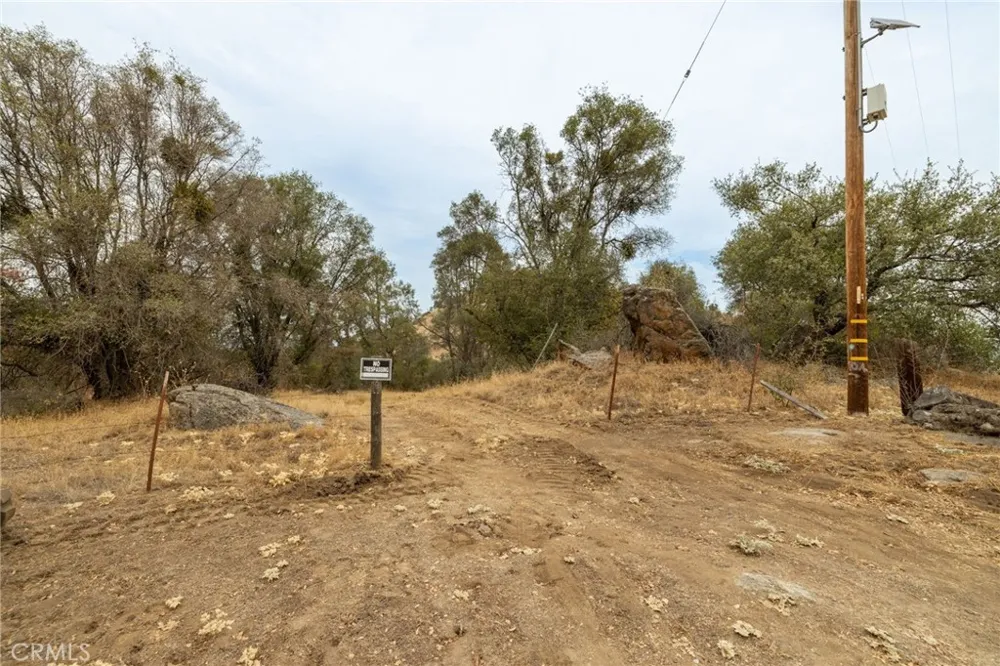 40117 Road 600 Ahwahnee, CA 93601