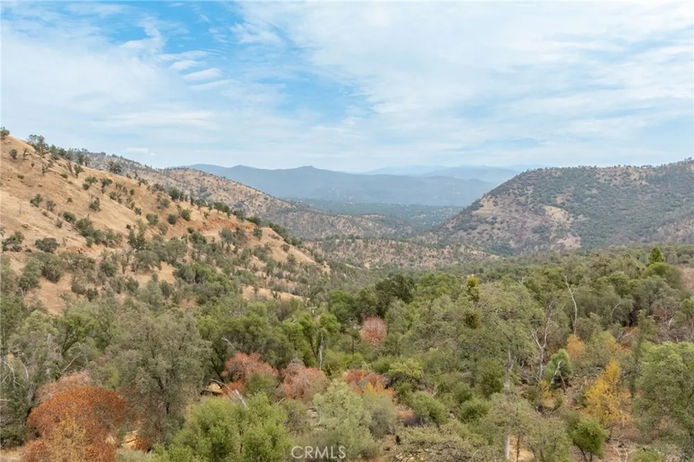 40117 Road 600 Ahwahnee, CA 93601