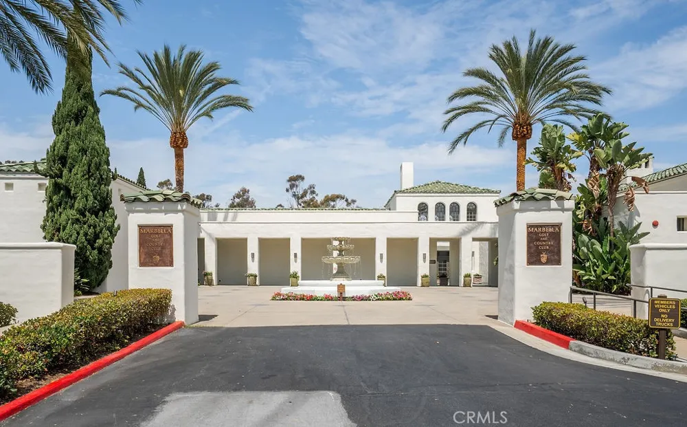 22 Plaza Caloroso San Juan Capistrano, CA 92675