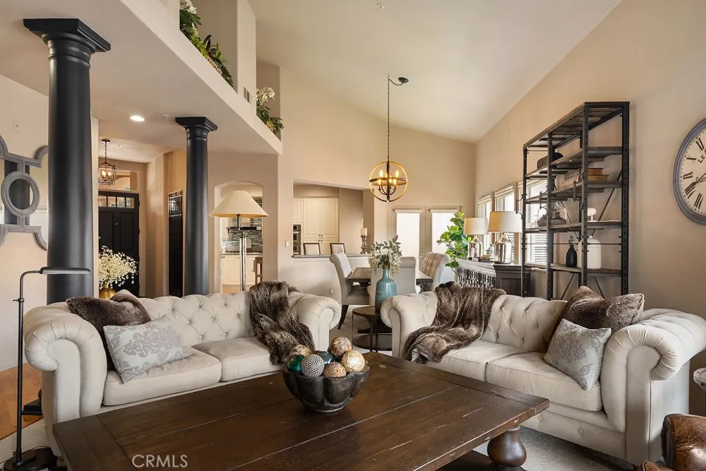 22 Plaza Caloroso San Juan Capistrano, CA 92675