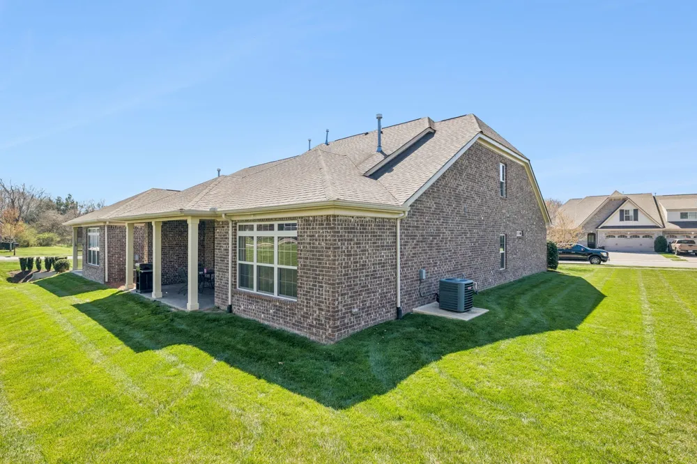 1034 Callaway Dr Lebanon, TN 37087