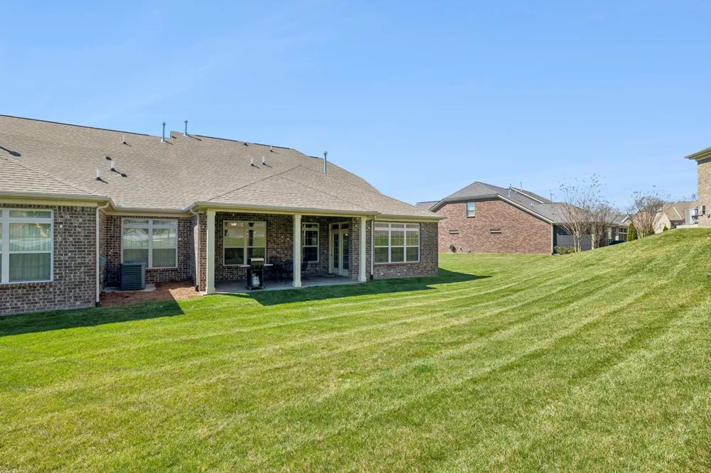 1034 Callaway Dr Lebanon, TN 37087