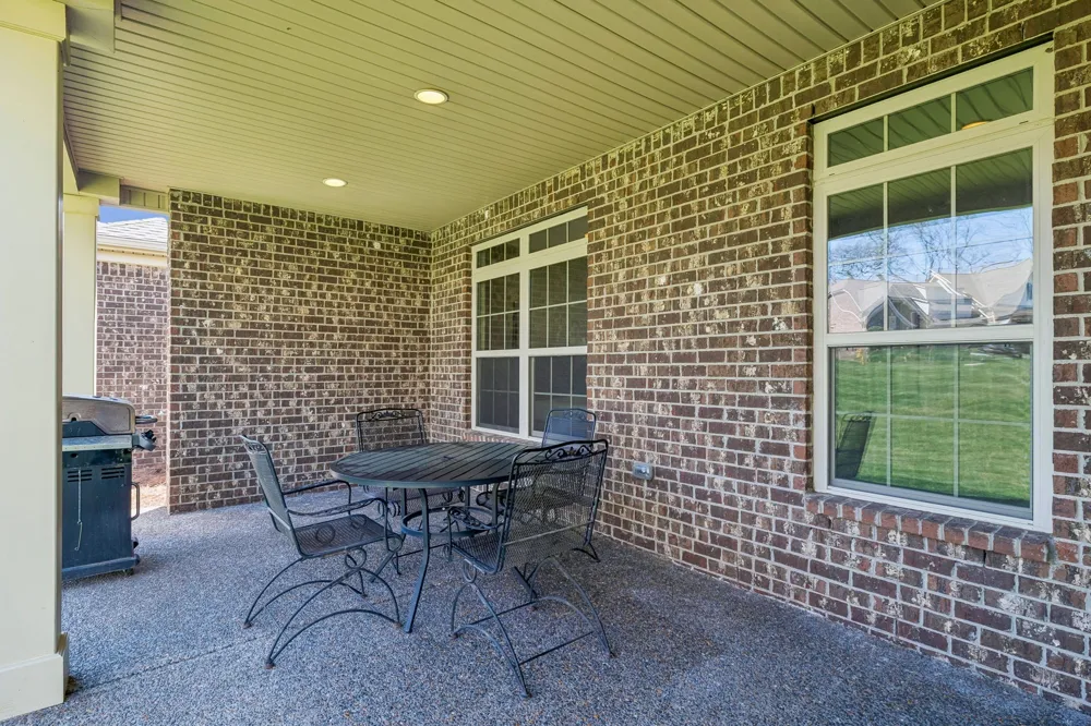 1034 Callaway Dr Lebanon, TN 37087