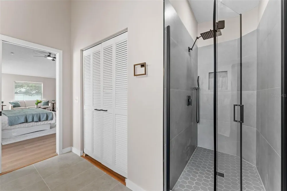 5521 OAK STREET Mount Dora, FL 32757