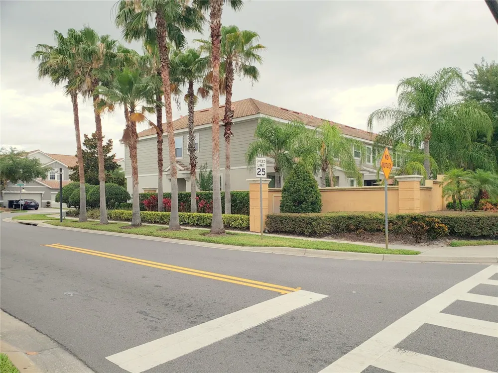 9092 SHEPTON STREET Orlando, FL 32825