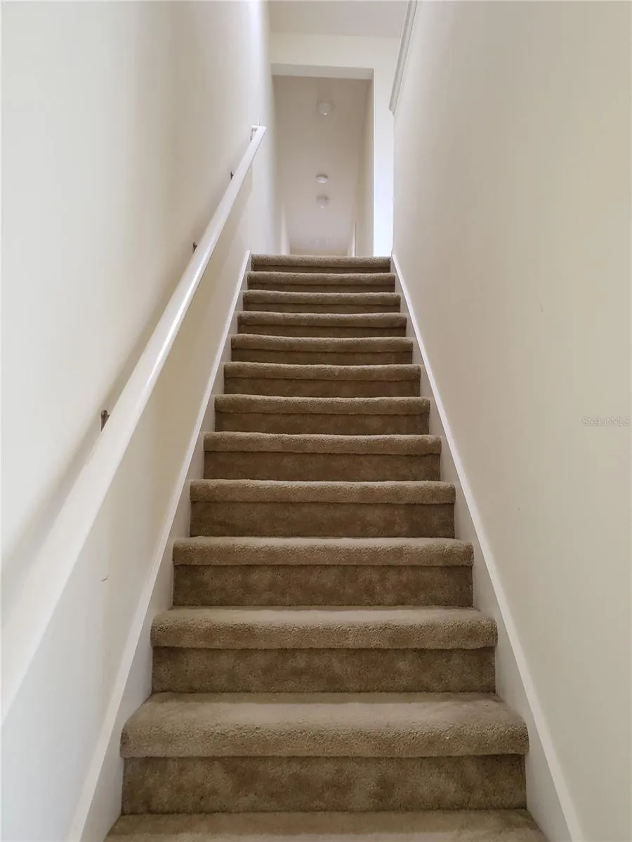 9092 SHEPTON STREET Orlando, FL 32825