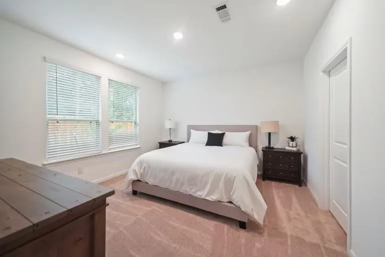 910 Silver Buckle Lane Montgomery, TX 77356