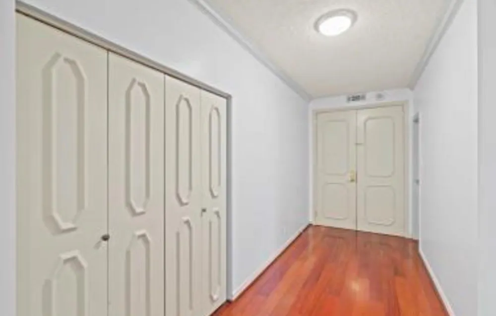 5150 Hidalgo Street #501 Houston, TX 77056