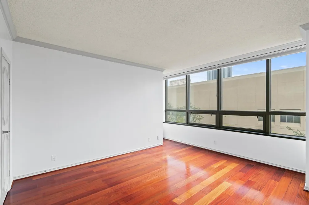 5150 Hidalgo Street #501 Houston, TX 77056
