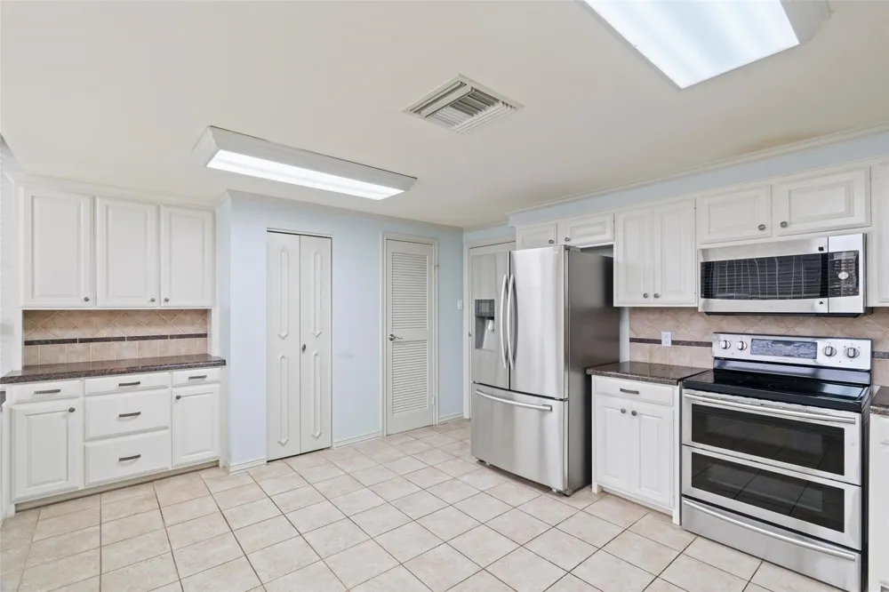 5150 Hidalgo Street #501 Houston, TX 77056