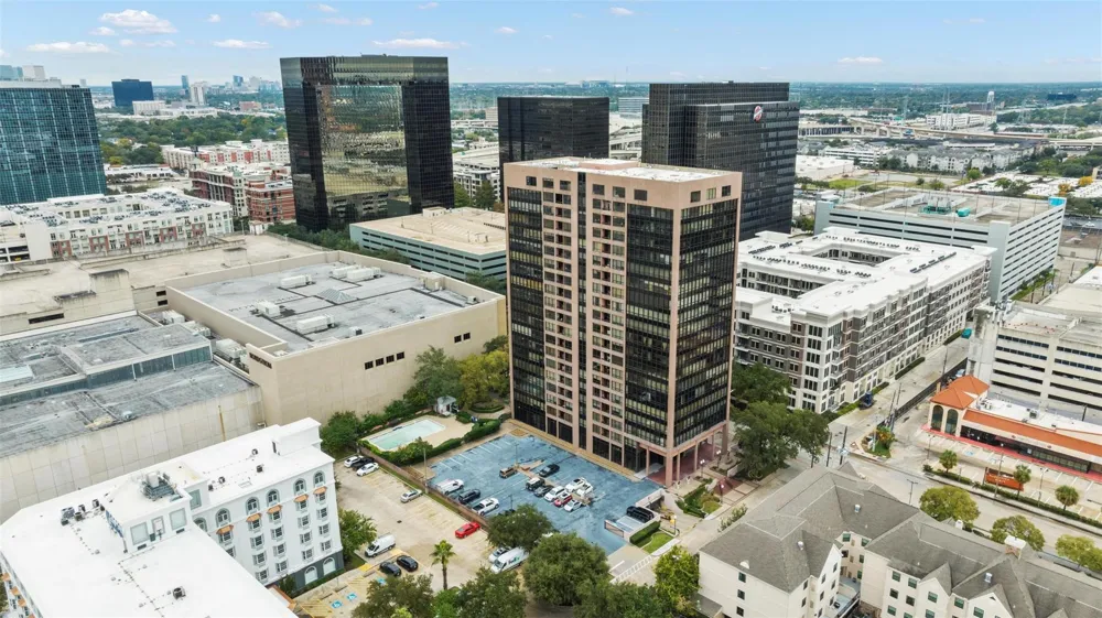 5150 Hidalgo Street #501 Houston, TX 77056
